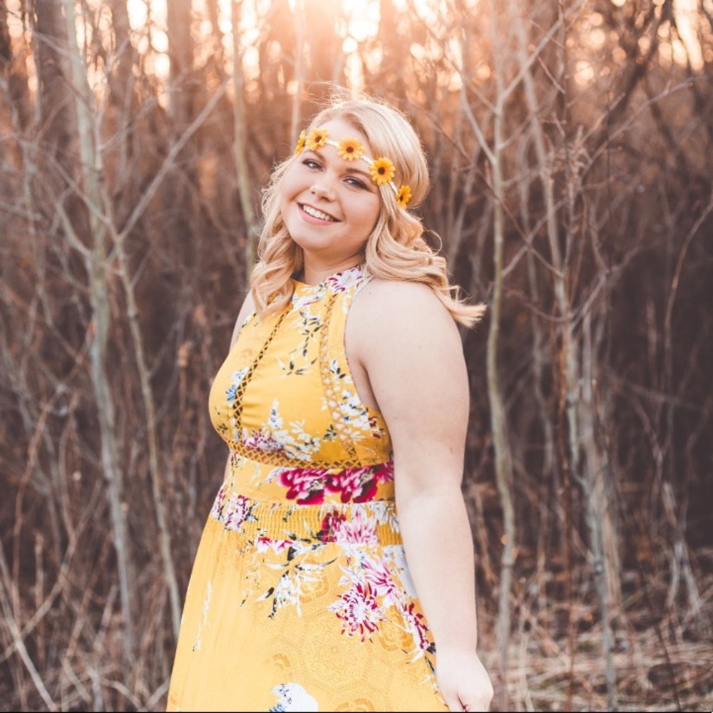 Meet your Posher, Brooke